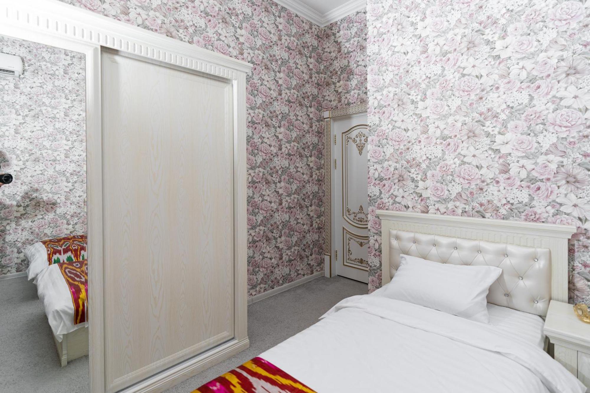 Crystal Guest House Самарканд Екстер'єр фото