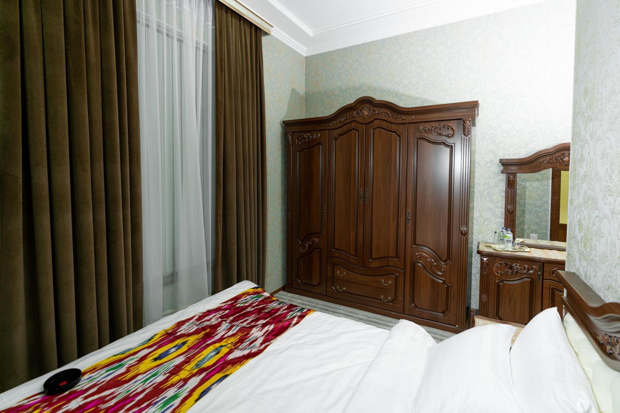 Crystal Guest House Самарканд Екстер'єр фото